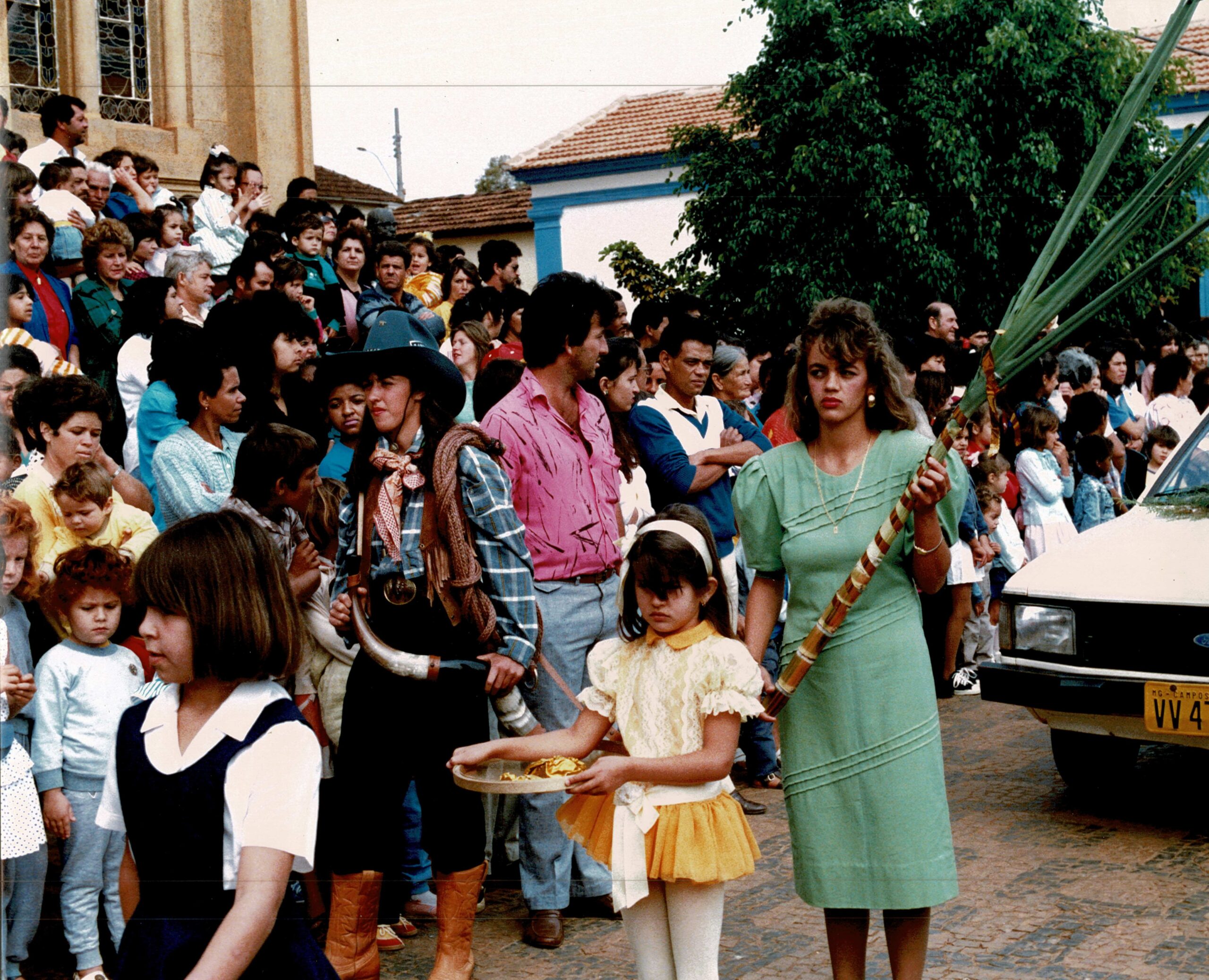 Desfile Cívico 07/09/1988 (Fonte: Biblioteca Municipal)